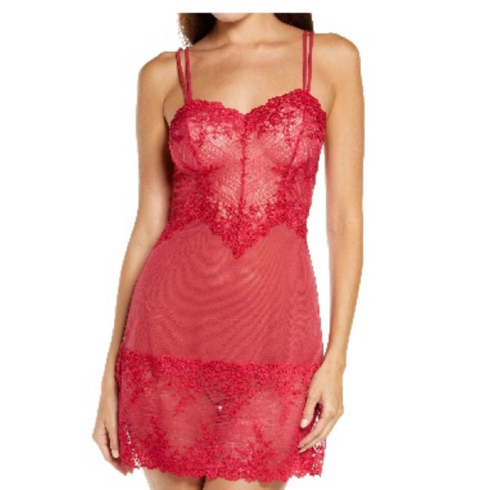 Wacoal / Embrace Lace Chemise - Persian Red